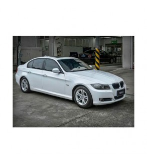 Folie auto PET Premium alb lucios pentru colantare caroserie cu tehnologie anti-bule 16m x 1.52m Cod: SP015X