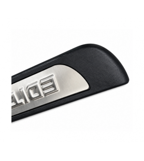 Ornamente praguri auto Edition universale plastic aluminiu polisat set 4 bucati Cod: 310011T-FMS39