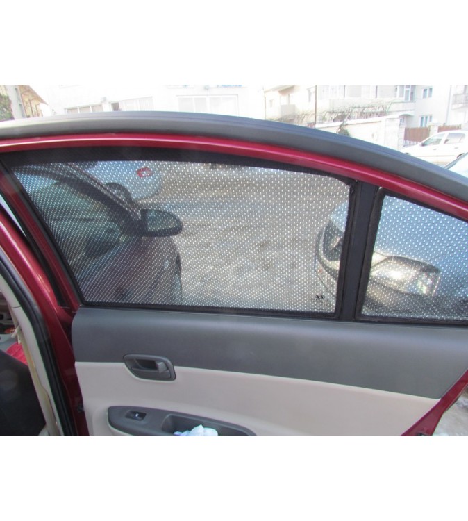 Perdele-interior-Hyundai-Accent-2005-2011-sedan Perdele-interior-Hyundai-Accent-2005-2011-sedan