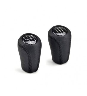 Maner  schimbator auto din plastic compatibil Mazda  cu 2 adaptoare pentru 5 si 6 viteze Cod: SC-180