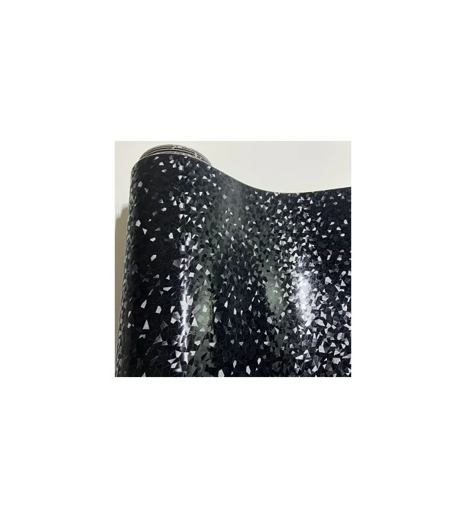 Folie auto autocolant PVC negru cu model 3D 1.52m x 1m cu tehnologie eliminare bule Cod: KM1009 Folie auto autocolant PVC negru cu model 3D 1.52m x 1m cu tehnologie eliminare bule Cod: KM1009